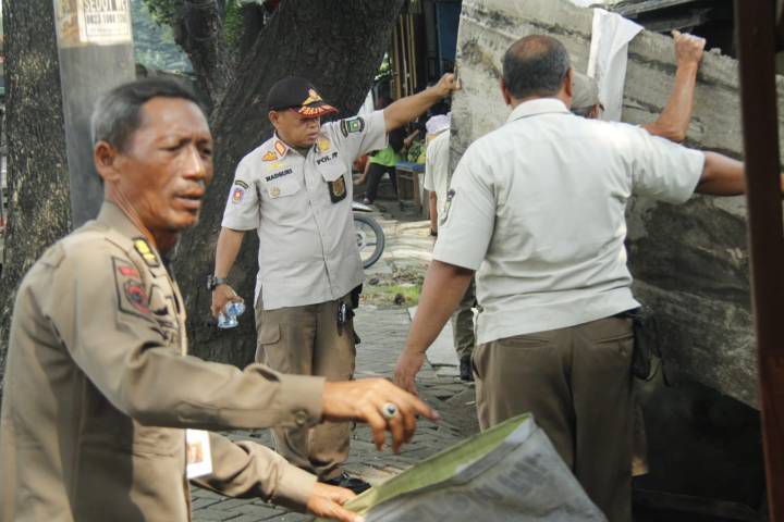 Satpol PP Kota Tangerang Gencarkan Penertiban PKL di Ruas Jalan Utama