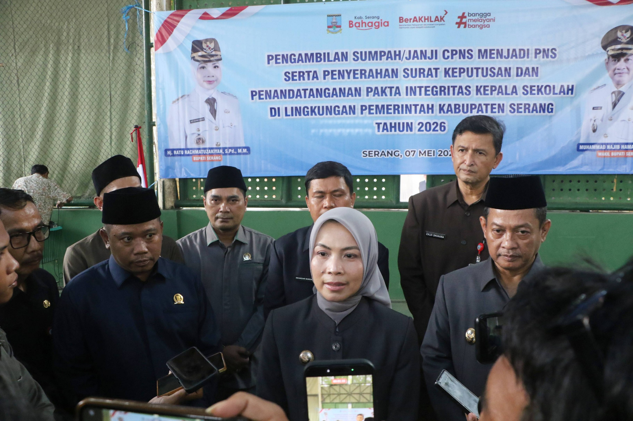 Bupati Serang Alihkan Anggaran Rumah Dinas untuk Rutilahu dan Ambulans Desa