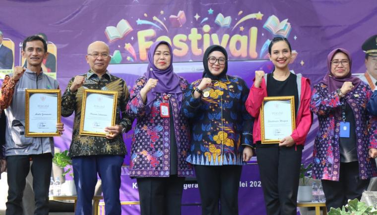 Tutup Festival Literasi, Wabup Tangerang Ajak Generasi Muda Tingkatkan Budaya Literasi