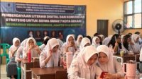 Siswa SMAN 7 Bekasi Dibekali Strategi Komunikasi dan Literasi Digital oleh Dosen FIKOM UMB dalam Kegiatan PkM.
