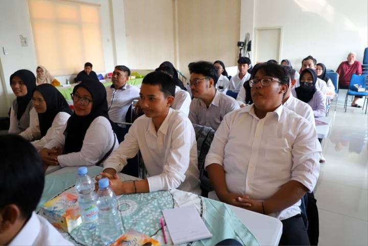 Dukung Layanan Pangan Berkualitas, Kecamatan Cibodas dan Dinkes Kota Tangerang Gelar Pelatihan Bagi Relawan SPPG