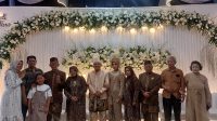 Iyal Faris Ahmad Syakib & Runti Widiarwati Resmi Menikah dengan Adat Pati, Ahmad Putra: Jadilah Keluarga Sakinah Penuh Berkah