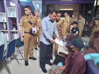 Camat Sepatan Dampingi Bupati Pantau Pelayanan Adminduk