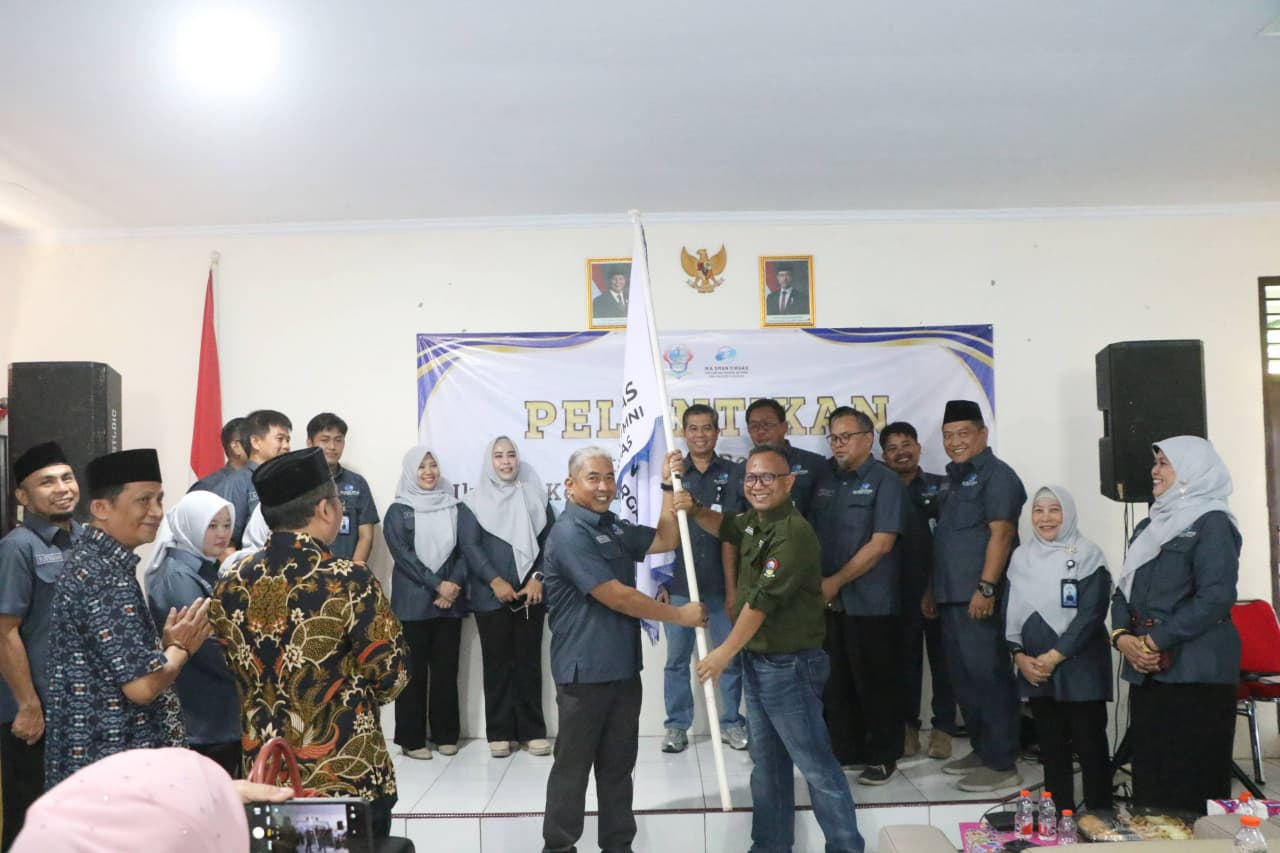 Pengurus Baru Dilantik, IKA SMAN 1 Ciruas Khitan Massal dan Santuni 100 Anak