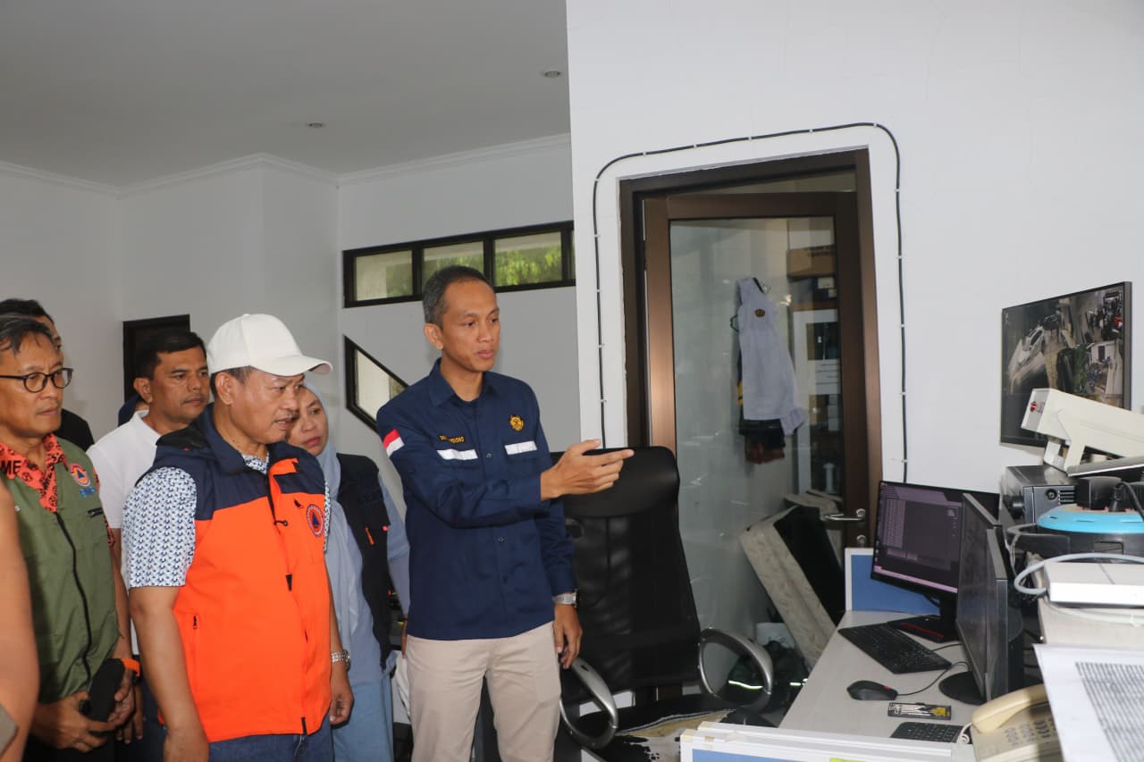 Status GAK Siaga, Wabup Serang Pastikan Pantai Anyer-Cinangka Aman dan Nyaman