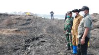 Kebakaran TPA Jatiwaringin Mulai Terkendali, Maesyal Pastikan Penanganan Terus Dimaksimalkan