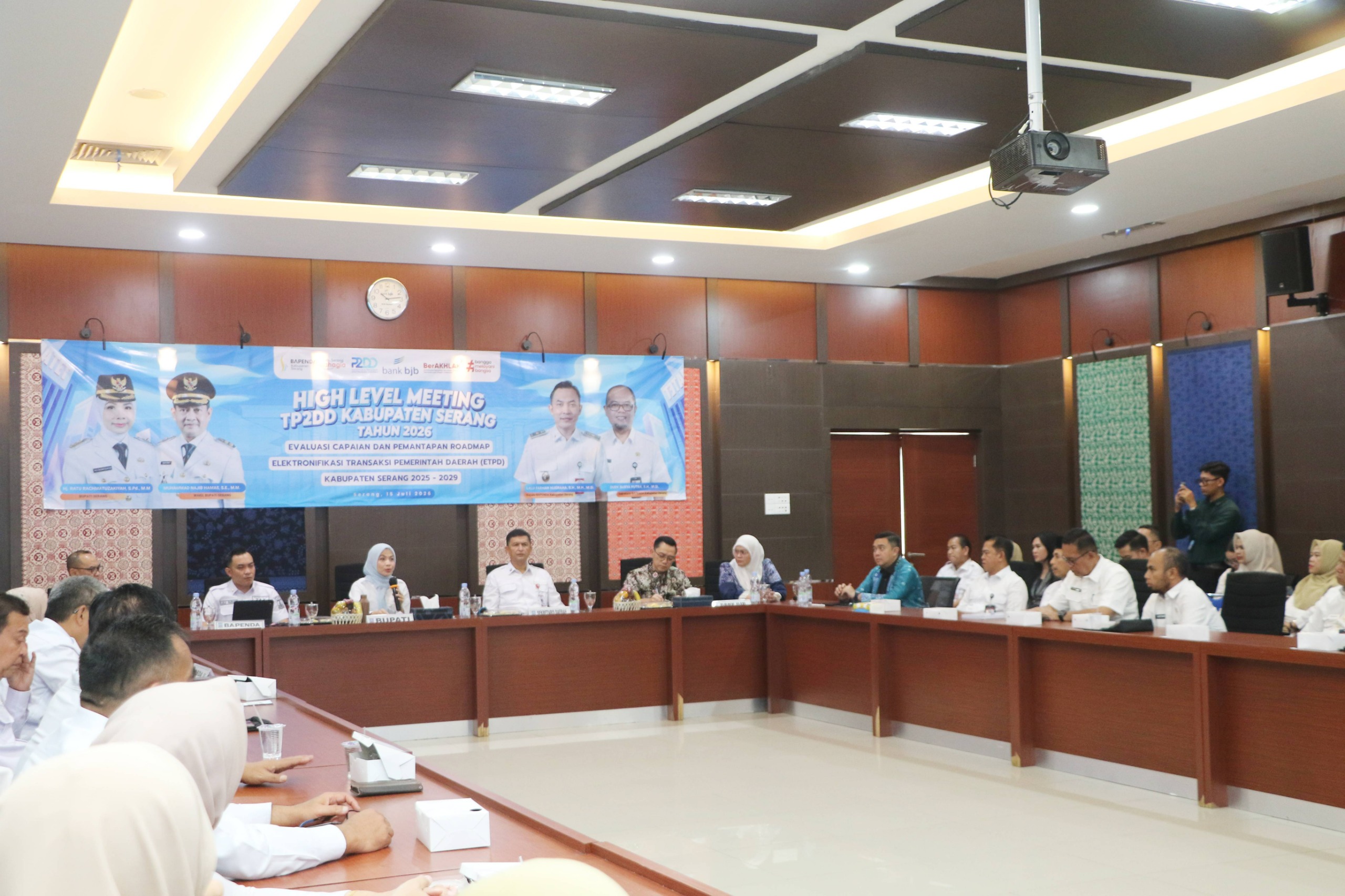 Buka High Level Meeting TP2DD, Bupati Serang Tekankan Fokus pada Peningkatan PAD