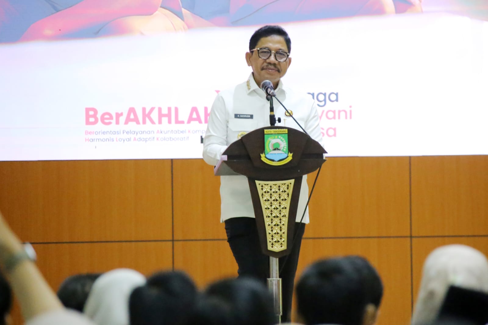 Wali Kota Tangerang Buka Kegiatan Pembinaan Pegawai ASN, dengan Tema "Ketika Janji Suci Diuji"