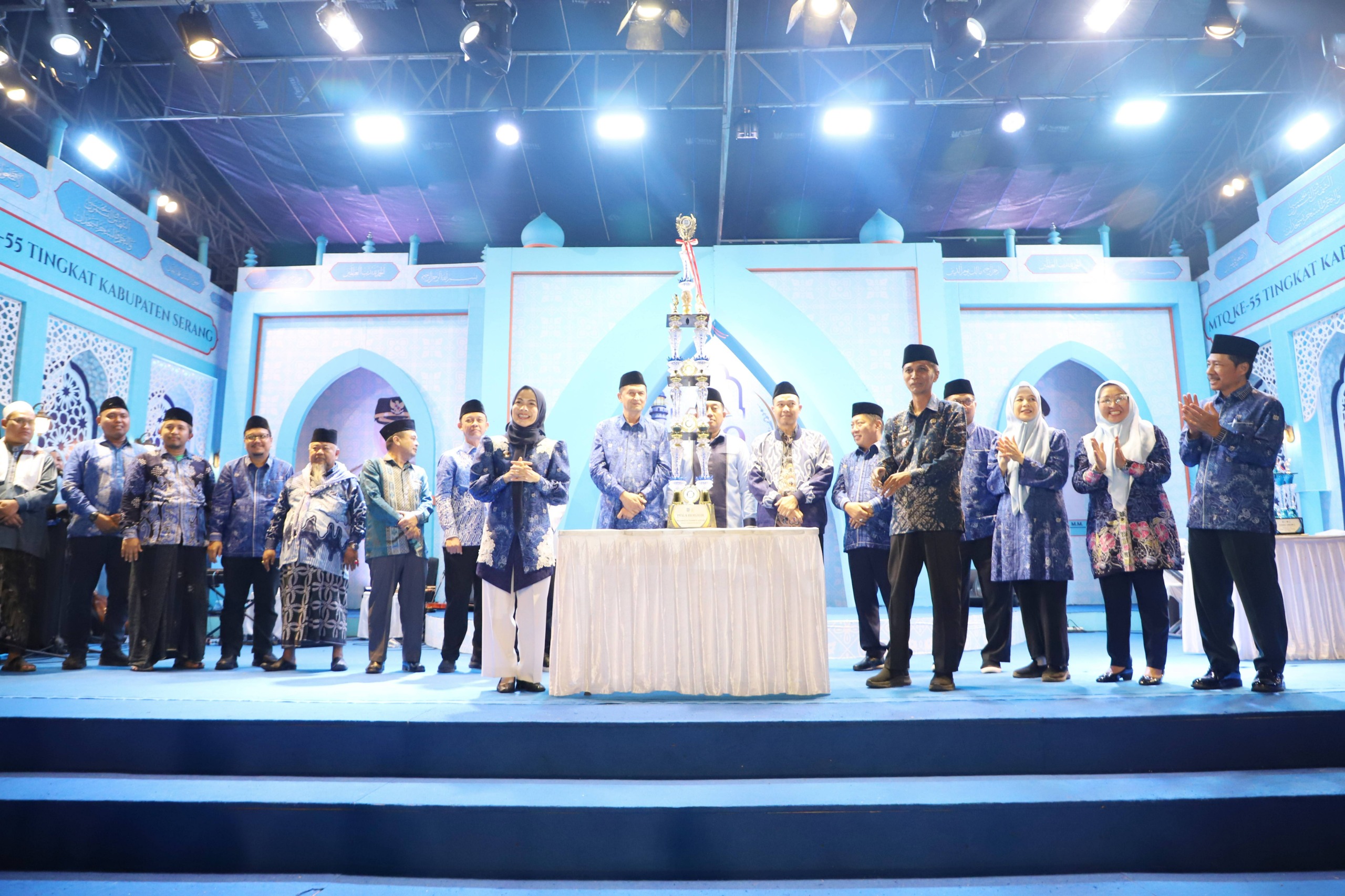 Ditutup Bupati Ratu Zakiyah, Pulo Ampel Juara Umum MTQ ke 55 tingkat Kabupaten Serang 2026