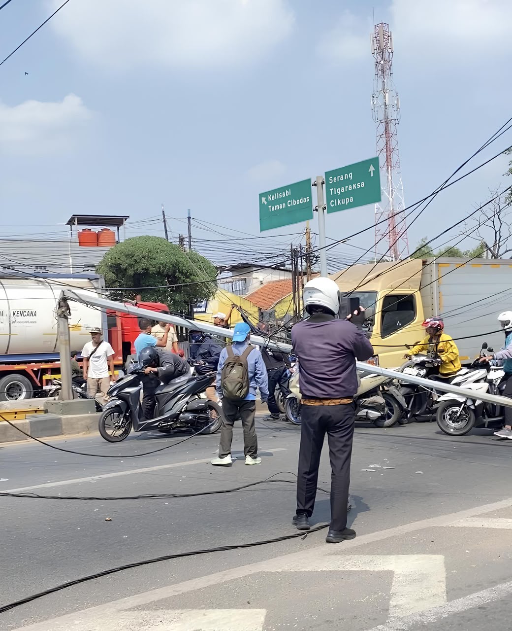 Dishub Kota Tangerang Tangani Cepat Tiang PJU Roboh di Flyover TipTop Cibodas