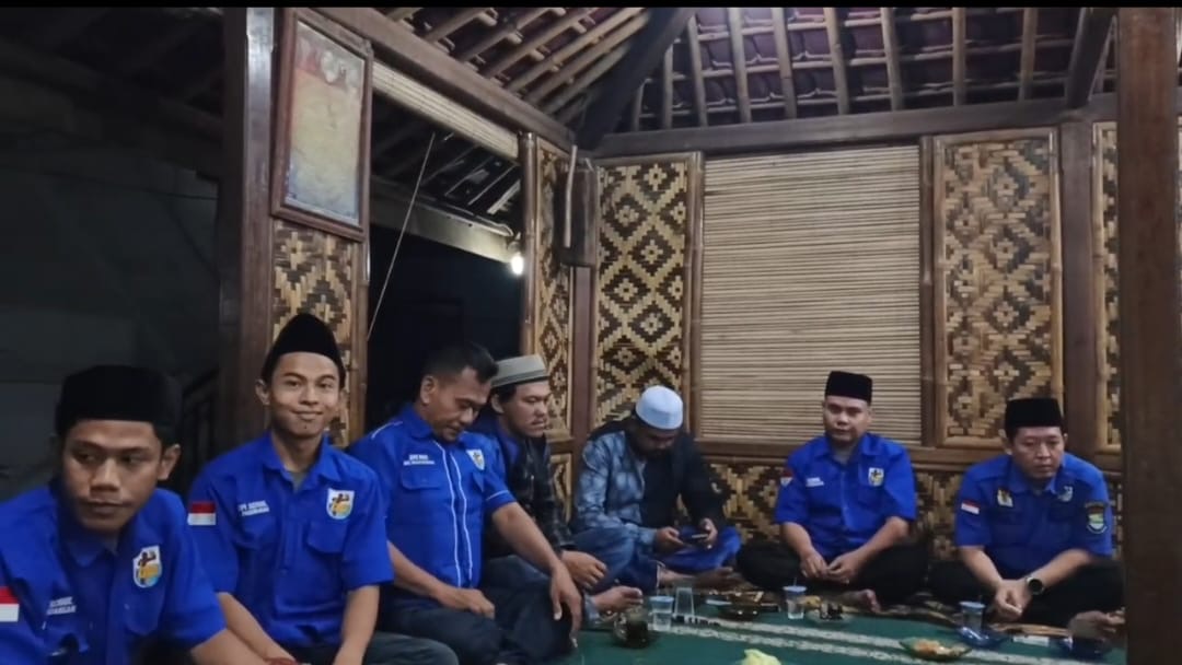 KNPI Pagedangan Ngopy di Desa Jatake, Tebarkan Kepedulian untuk Anak Yatim.