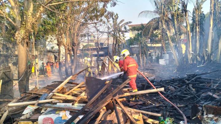 Musim Kemarau, BPBD Kota Tangerang Ingatkan Bahaya Puntung Rokok dan Botol Bekas Pemicu Kebakaran