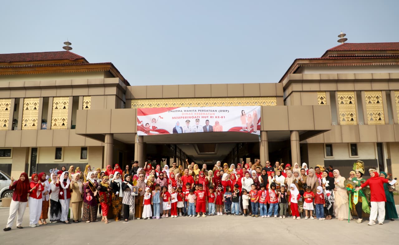 31 Puskesmas Ramaikan Fashion Show DWP Dinkes Kabupaten Serang