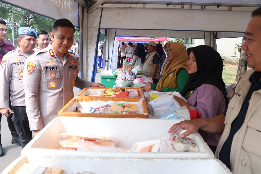 Semarak HUT RI, Polres Metro Tangerang Kota Gelar Bazar Murah dan Festival UMKM