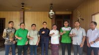 Supriadi Katong, Apdan Nanung, Kemal Fashamajid, Tasril Jamal, Sachrudin (Wali Kota Tangerang), Hafizd Firdaus, Nefri Mahendra, dan Andryanto. Pengurus baru DPC PKB Kota Tangerang bersilaturahmi dengan Wali Kota Tangerang Sachrudin untuk memperkuat sinergi dan komunikasi dalam mendukung pembangunan Kota Tangerang serta menyerap berbagai aspirasi masyarakat.