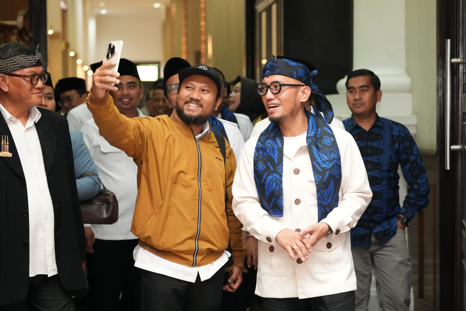 Anak Pertama Wamenhaj Dahnil Anzar Bantah Fitnah di Medsos Tentang Penelantaran Anak: Saya dan Adik Ikut Ayah Sejak Orang Tua Bercerai