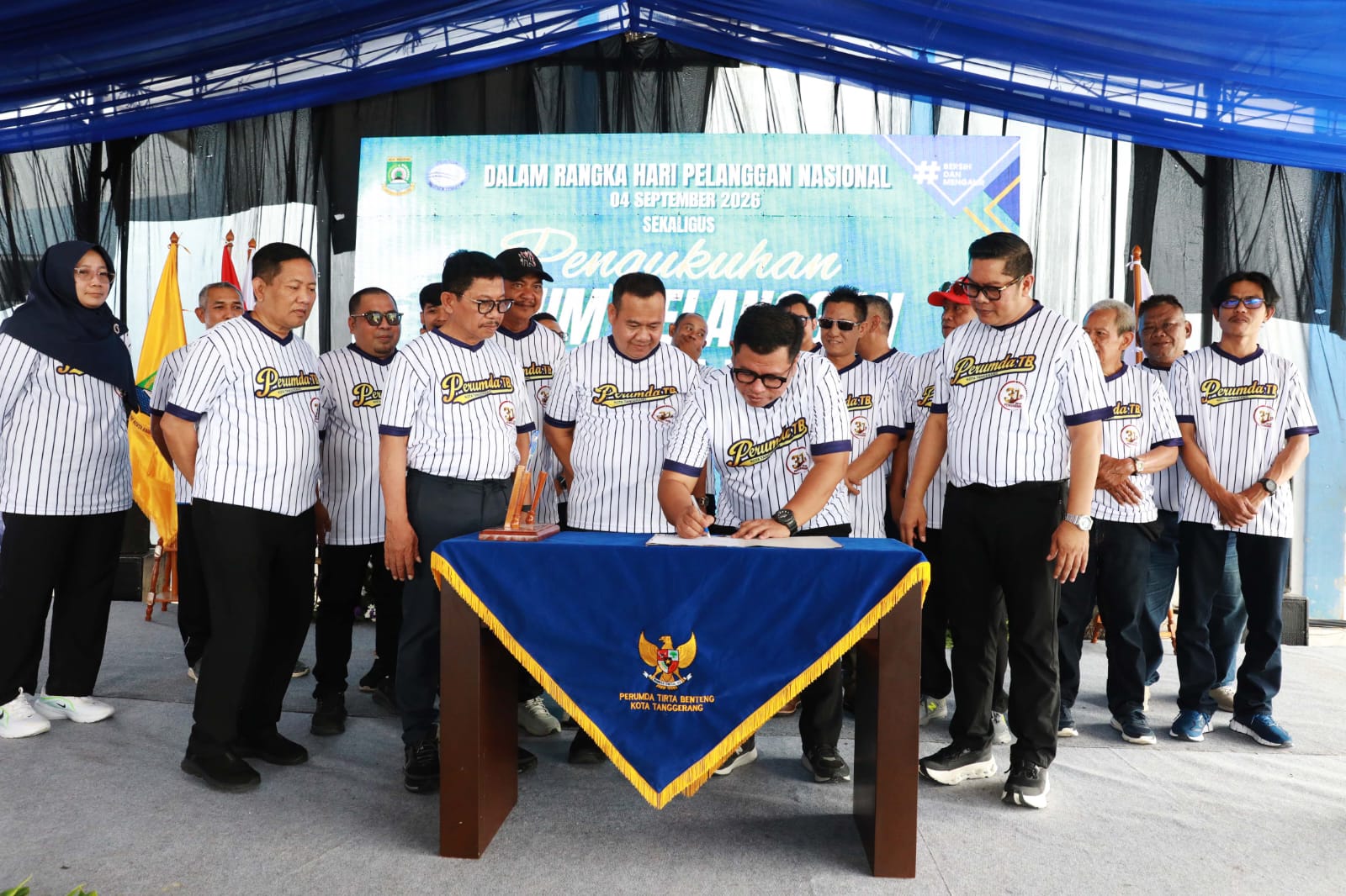 Wali Kota Tangerang Kukuhkan Forum Pelanggan PERUMDA TB