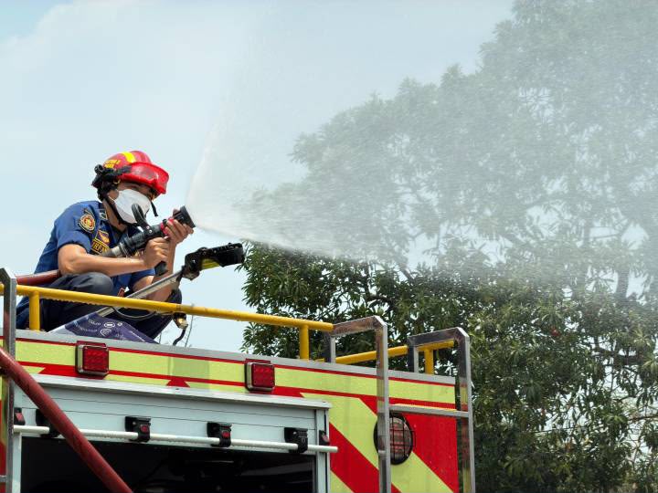 Tekan Polusi dan Abu Vulkanik, Pemkot Tangerang Gelar Penyemprotan Water Mist