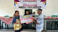 Kakam Yudha Karya Jitu Pimpin Langsung Penyaluran BLT Dana Desa Kepada 6 KPM