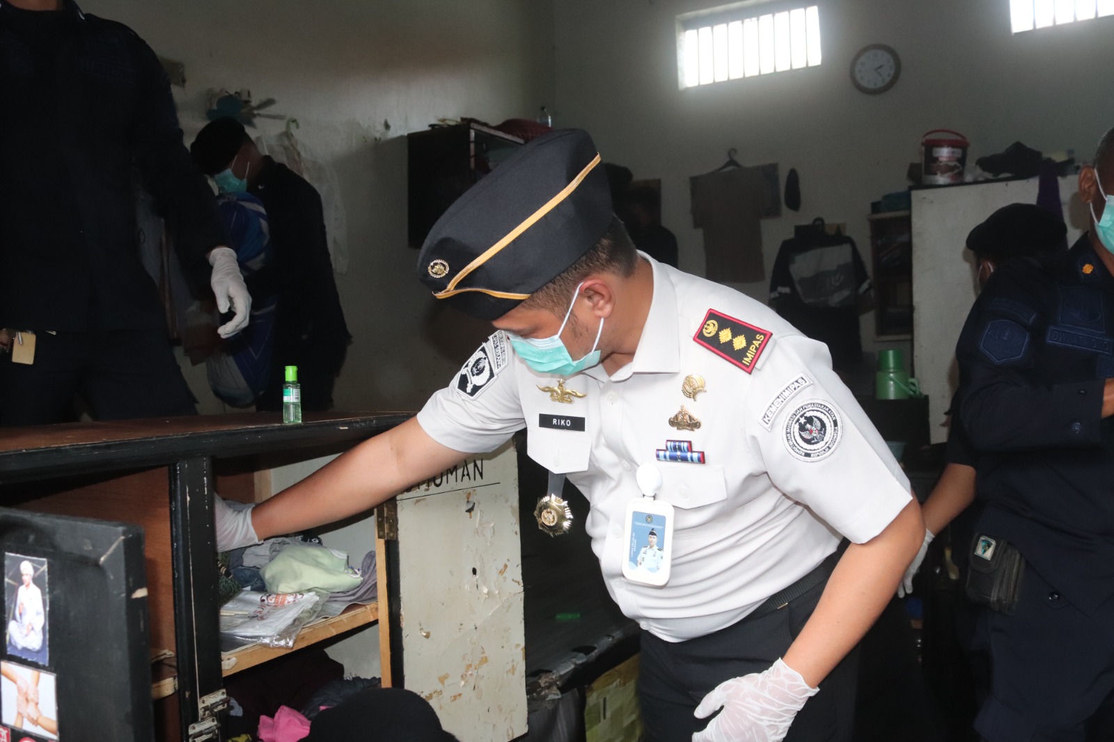Lapas Kelas IIA Serang, Melaksanakan Razia Gabungan Secara Menyeluruh Pada Seluruh Blok
