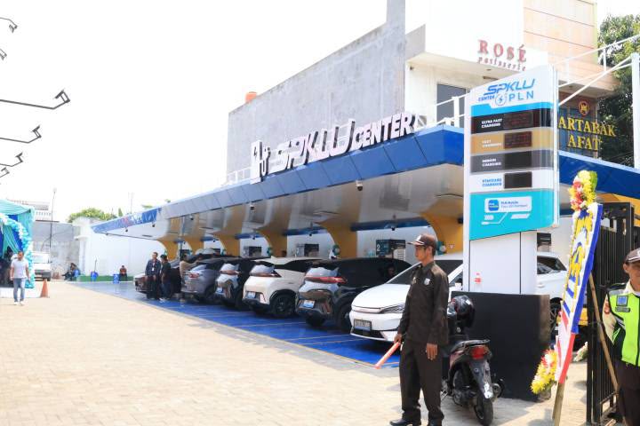 SPKLU Center Perdana Hadir di Cipondoh, Pemkot Dukung Ekosistem Kendaraan Listrik di Tangerang