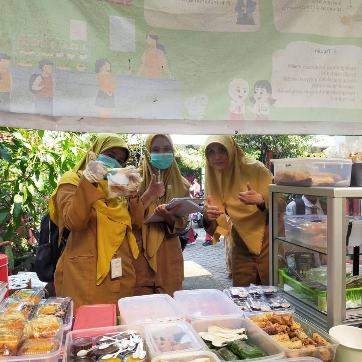 Cegah Risiko Pangan Tidak Aman, Puskesmas Panunggangan Gelar IKL di Sekolah