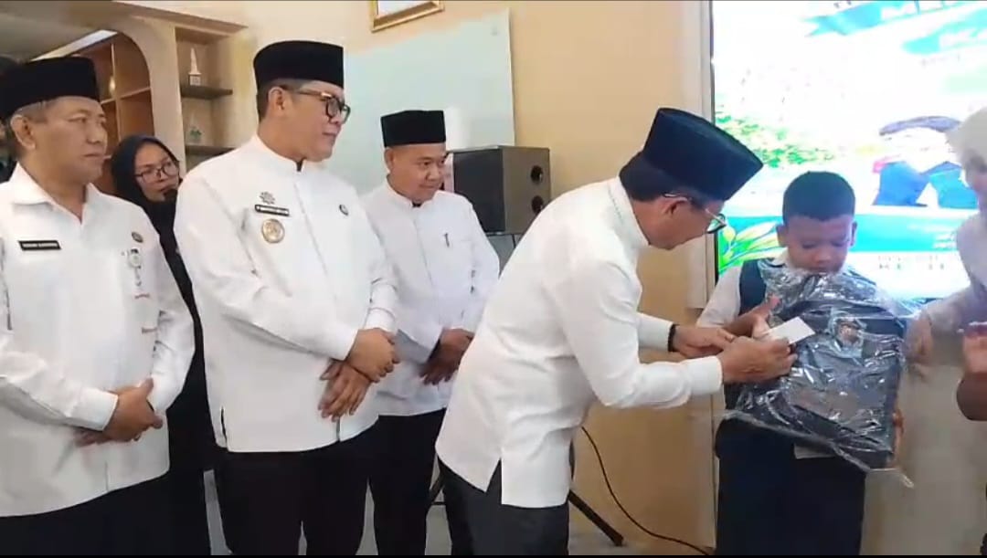 Perumda Tirta Benteng Kota Tangerang Berikan Santuni Penyandang Disabilitas