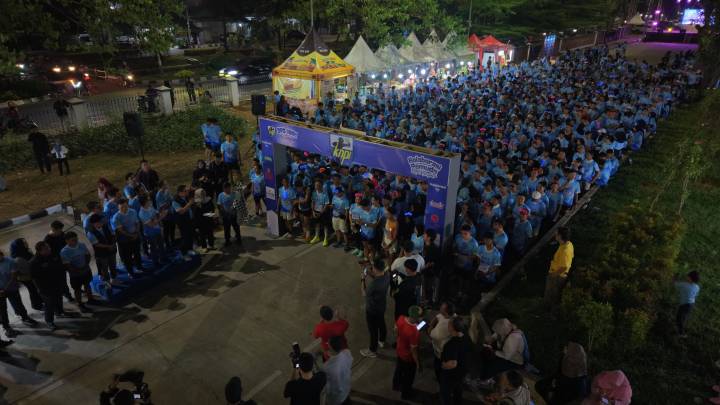 Ribuan Pelari Meriahkan KNPI Colour Run Night 2026 di Kota Tangerang.