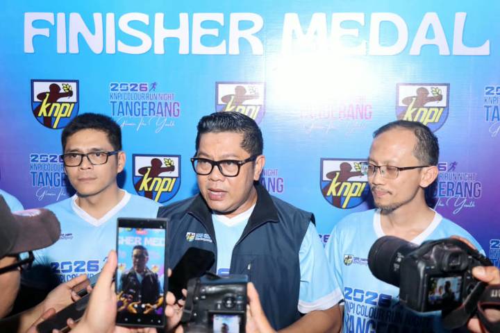 Semarak KNPI Colour Night Run 2026, Maryono Dorong Kolaborasi Generasi Muda.