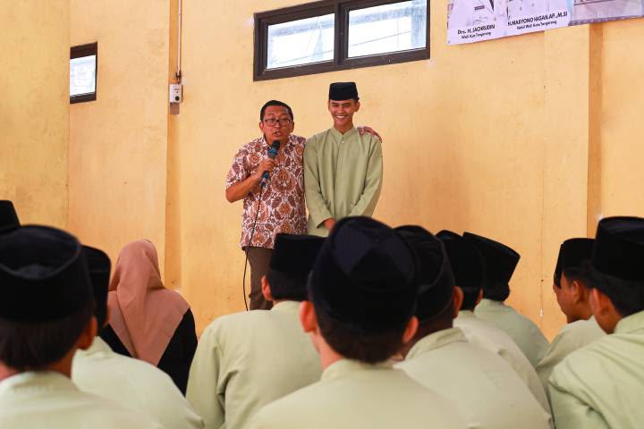 Sambut Hari Santri 2026, Kemenag dan Dinkes Kota Tangerang Edukasi Kesehatan KTR di Pesantren