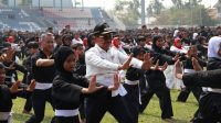Wali Kota Tangerang Saksikan Peragaan Atlet Pecak Silat Pelajar