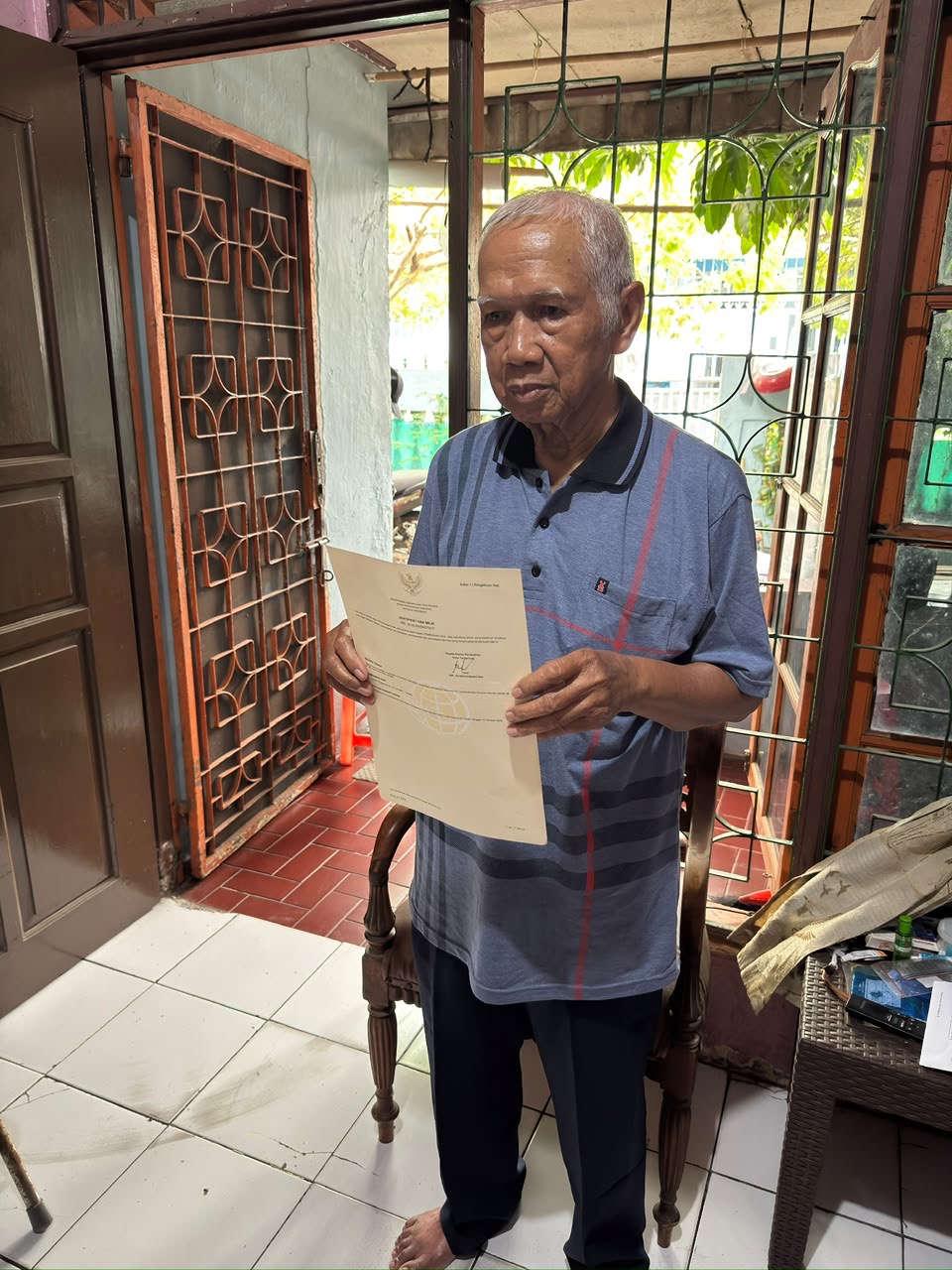 Hadirkan Pelayanan Pertanahan Inklusif, Kantah Kota Tangerang Antarkan sertipikat Tanah Langsung KE Rumah Pemohon Melalui Inovasi CLBK.